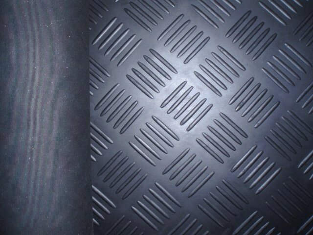 Checker Plate Rubber Gym Flooring A